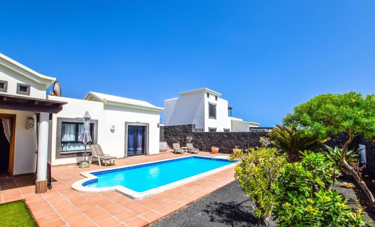 216 - Villa Helena By Villas Now Ltd Playa Blanca  Exterior photo